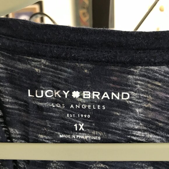 LUCKY BRAND size 1X Navy Blue Scoop Neck Mandala Print Tee T-Shirt - Picture 4 of 4